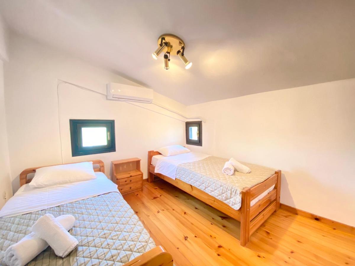 Meltemi Rock House Villa Kalandra Bagian luar foto