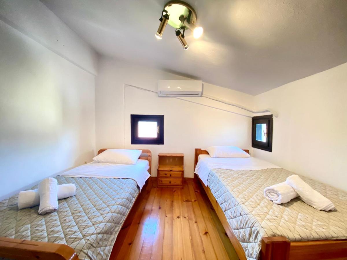 Meltemi Rock House Villa Kalandra Bagian luar foto